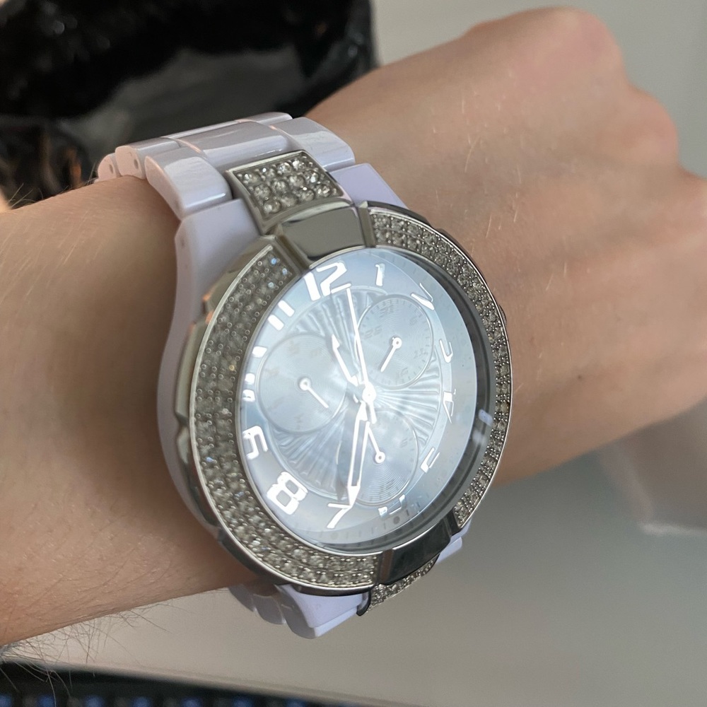 Women’s Guess White Watch - Picture 3 of 6